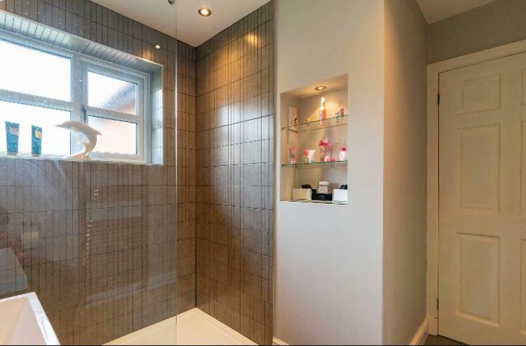Wilmslow Airbnb Exterior foto